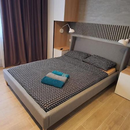 City Center Chic Studio Букурещ Екстериор снимка